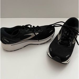 Brooks Women's Ghost 14 Running Shoes - Black - Size 8.5 WIDE
